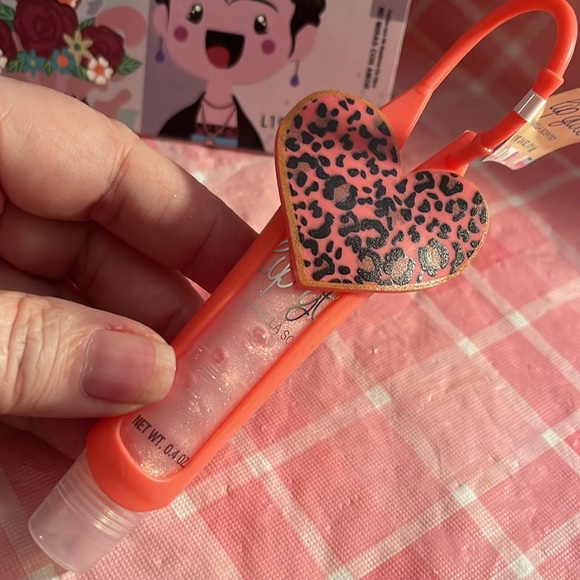 🎈SALE🎈🎀#6.MAKEUP BUNDLE🎀 - Picture 13 of 14